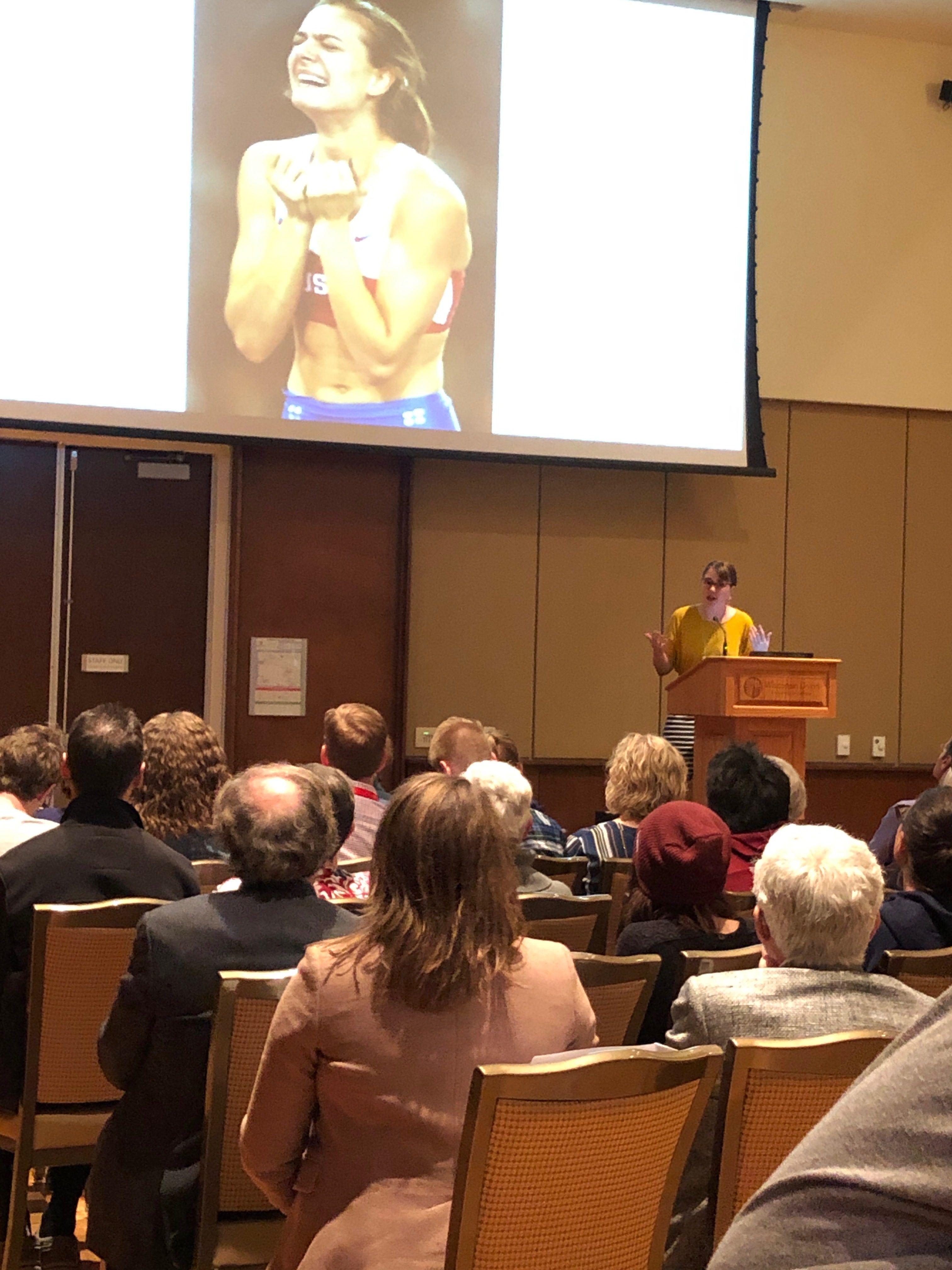 Gwyneth DeLap presenting at the Psychology STARS event.